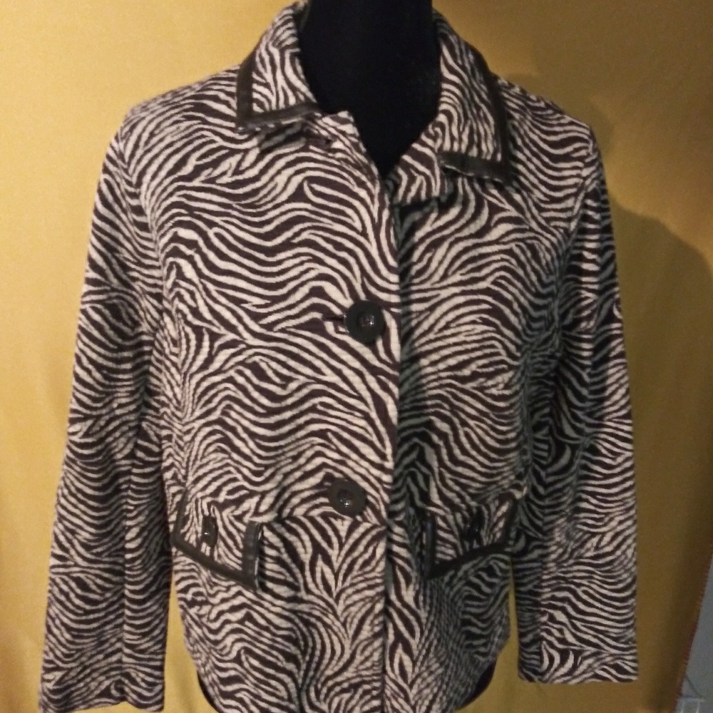 🎀Jm collection women's blazer size large.